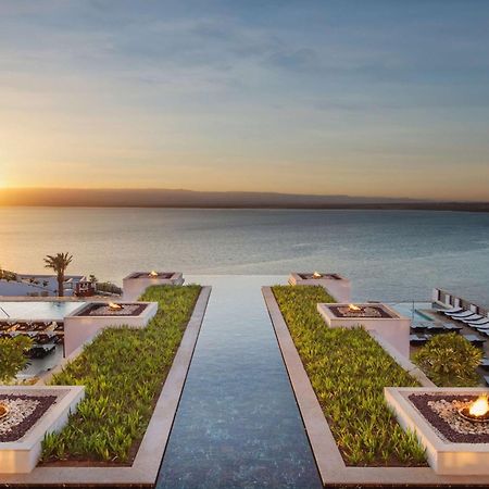 Hilton Dead Sea Resort & Spa Sweimeh Exterior foto View of the Dead Sea from the Kempinski Hotel