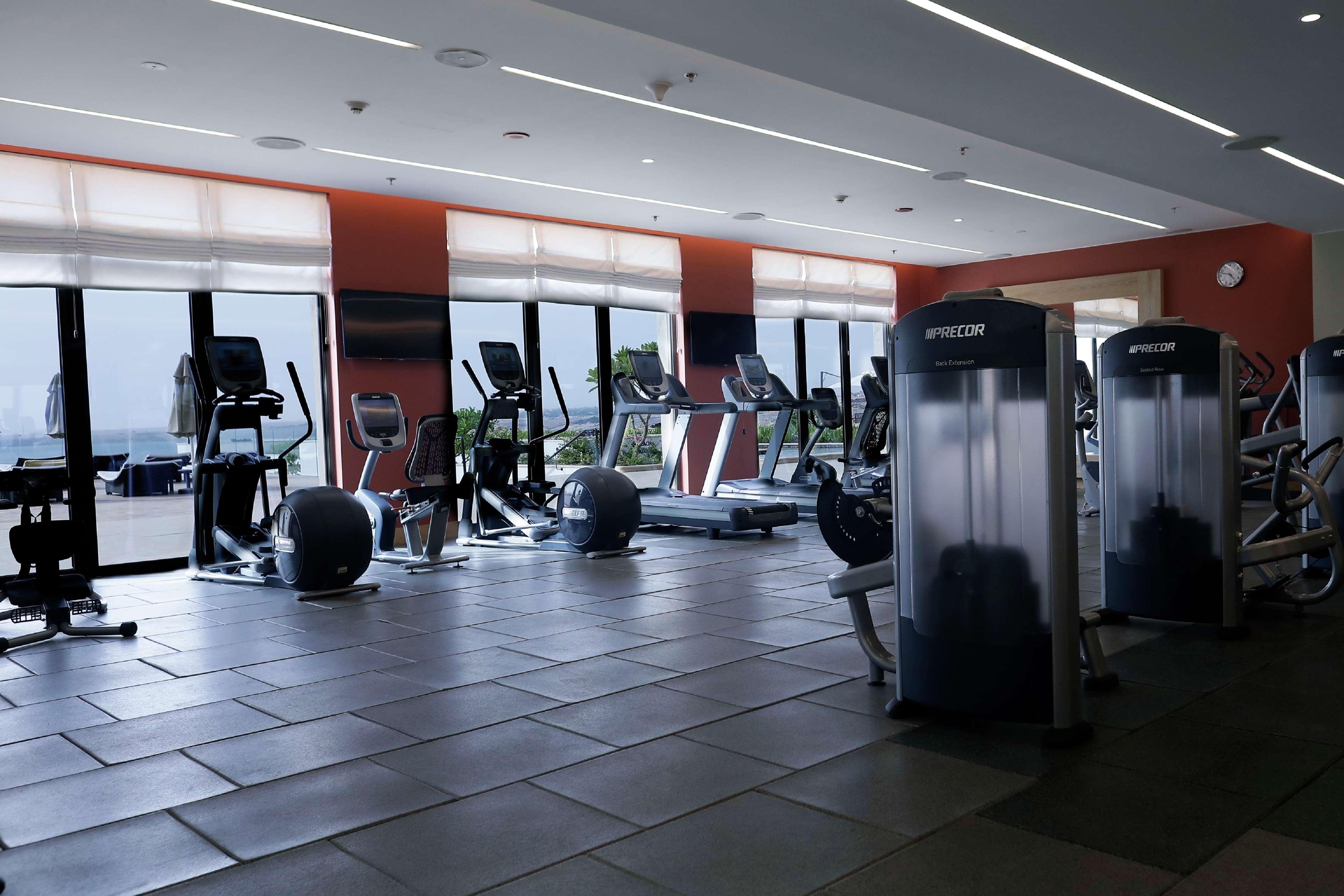 Hilton Dead Sea Resort & Spa Sweimeh Exterior foto The gym at the hotel