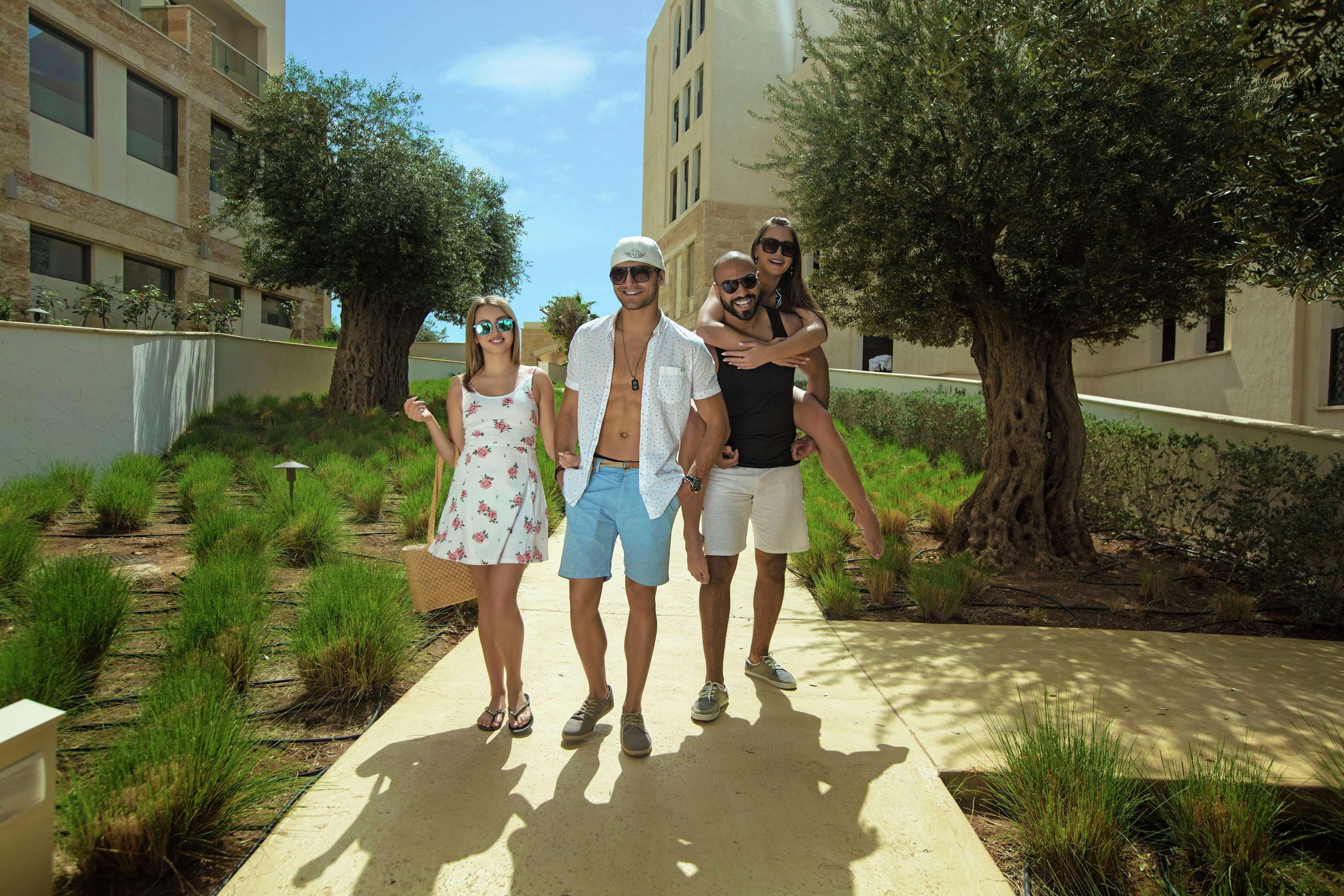 Hilton Dead Sea Resort & Spa Sweimeh Exterior foto The cast of the series